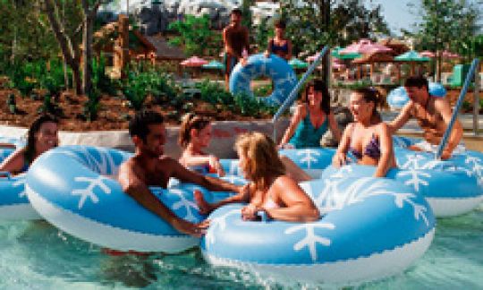 Cross Country Creek wave pool at Blizzard Beach water park at Walt Disney World. Blizzard Beach group discounts with Orlando Group Getaways.