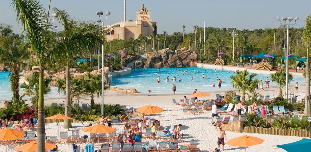 Aquatica waterpark in Orlando. Get group discounts and group discount tickets to aquatica waterpark in orlando with orlando group getaways.