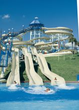 The Mach 5 ride inside Wet and wild water park in orlando.  Orlando Group getaways offers group discount tickets to Wet and wild orlando.